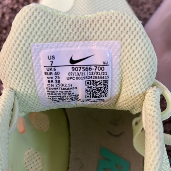 Nike Zoom Rival D - Picture 2 of 3